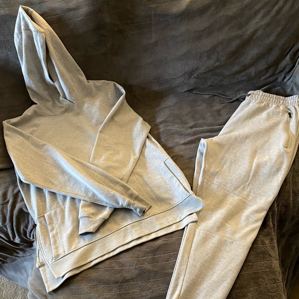 Men’s sweat outfit